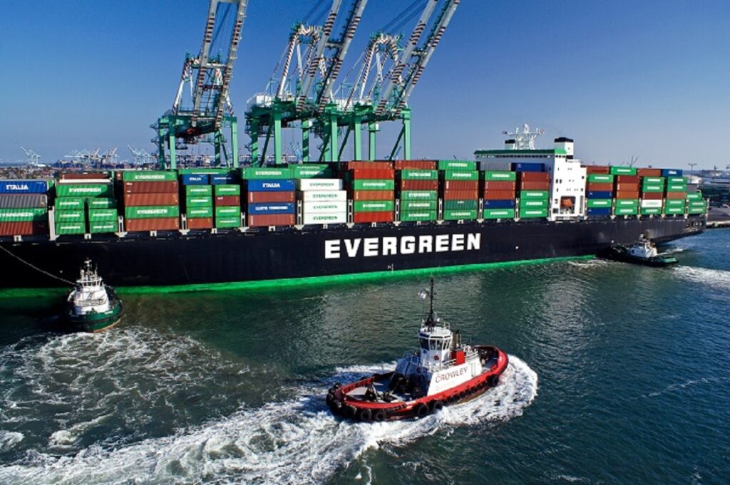 10 Largest Container Ship Operators (By Capacity)-evergreen group-dailylogistic.com